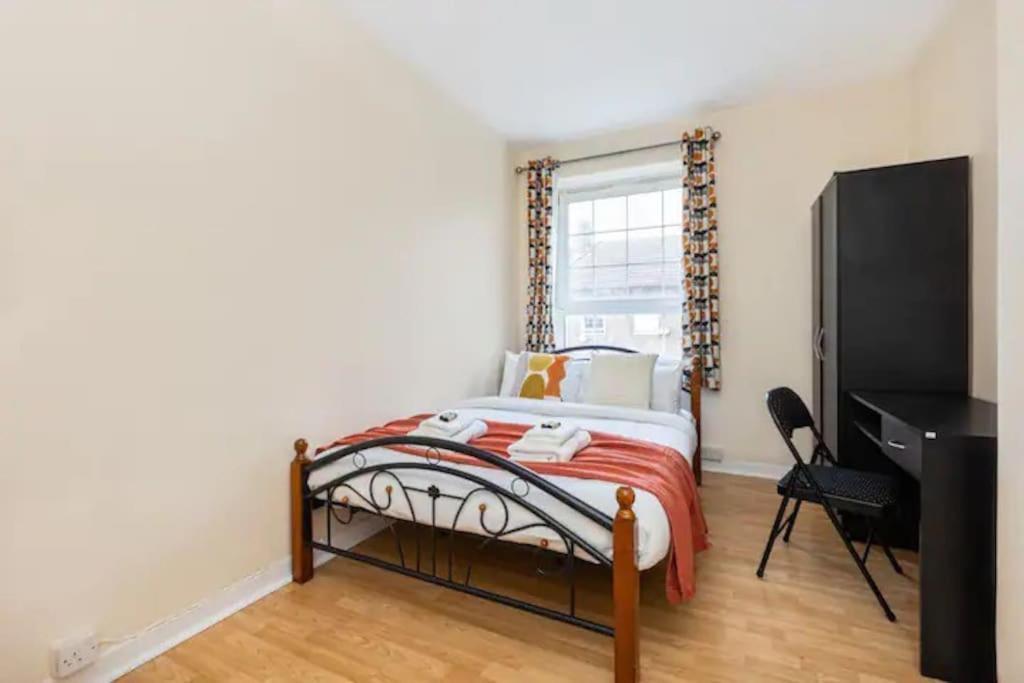 런던 Tranquil 1Br In South Bank With Onsite Parking 아파트 외부 사진